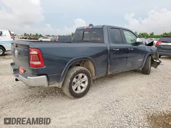 2020 Ram 1500 Laramie with VIN 1C6RREDTXLN277610, listed as a Copart auction lot 59911485 with 122,315 mi miles and Clean title. Bid and sale history available at DreamBid. Image 3.