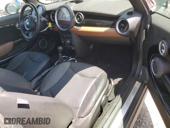 ✅ 2013 MINI Convertible • VIN: WMWZN3C52DT569192 • Lot: 60941885. Listed on Copart with 66,548 mi. Free auction sales archive from the USA and detailed vehicle history report at DreamBid. Image 8.