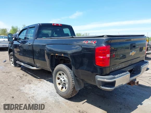 ✅ 2015 Chevrolet Silverado 2500HD Work Truck • VIN: 1GC2KUEG4FZ535577 • Lot: 42205477. Wystawiony na IAAI z przebiegiem 164 766 mil. Bezpłatny archiwum sprzedaży aukcyjnych z USA i szczegółowy raport historii pojazdu na DreamBid. Zdjęcie 3.