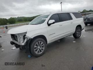 ✅ 2023 Chevrolet Suburban LT • VIN: 1GNSCCKD8PR190449 • Lot: 53897545. Wystawiony na Copart z przebiegiem 25 975 mil. Bezpłatny archiwum sprzedaży aukcyjnych z USA i szczegółowy raport historii pojazdu na DreamBid. Zdjęcie 1.