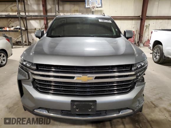 ✅ 2023 Chevrolet Suburban LT • VIN: 1GNSKCKD6PR315905 • Lot: 80139634. Wystawiony na Copart z przebiegiem 56 219 mil. Bezpłatny archiwum sprzedaży aukcyjnych z USA i szczegółowy raport historii pojazdu na DreamBid. Zdjęcie 5.