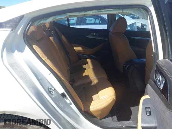 ✅ 2016 Nissan Maxima SR • VIN: 1N4AA6AP0GC379449 • Lot: 43343777. Wystawiony na IAAI z przebiegiem 116 234 mil. Bezpłatny archiwum sprzedaży aukcyjnych z USA i szczegółowy raport historii pojazdu na DreamBid. Zdjęcie 8.