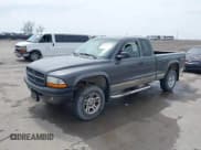 ✅ 2003 Dodge Dakota • VIN: 1D7HG32X53S368523 • Lot: 42072383. Wystawiony na IAAI z przebiegiem 155 976 mil. Bezpłatny archiwum sprzedaży aukcyjnych z USA i szczegółowy raport historii pojazdu na DreamBid. Zdjęcie 2.