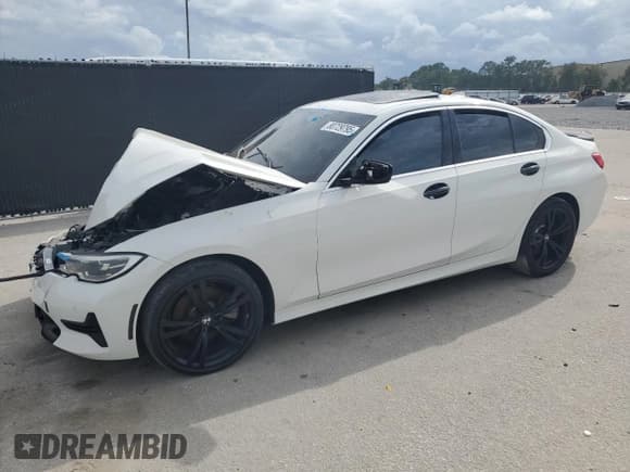 ✅ 2019 BMW 3 Series 330i • VIN: 3MW5R1J59K8A04341 • Лот: 80729795. Опубликован ранее на Copart с пробегом Не указан. Бесплатный доступ к архиву аукционных продаж из США и подробный отчёт об истории автомобиля на DreamBid. Изображение 1.