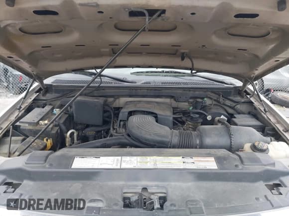 ✅ 1997 Ford Expedition XLT • VIN: 1FMFU18L1VLB22032 • Лот: 42625325. Опубликован ранее на IAAI с пробегом 154 932 миль. Бесплатный доступ к архиву аукционных продаж из США и подробный отчёт об истории автомобиля на DreamBid. Изображение 10.