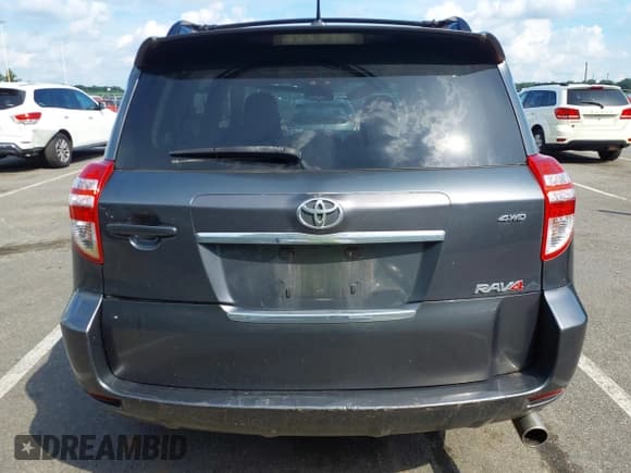 ✅ 2011 Toyota RAV4 Sport • VIN: JTMRK4DVXB5099592 • Lot: 42635762. Listed on IAAI with 238,181 mi. Free auction sales archive from the USA and detailed vehicle history report at DreamBid. Image 16.