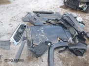 ✅ 2015 Toyota Tacoma • VIN: 3TMLU4EN8FM177785 • Lot: 41082160. Listed on IAAI with 156,761 mi. Free auction sales archive from the USA and detailed vehicle history report at DreamBid. Image 12.