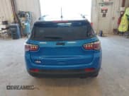 ✅ 2018 Jeep Compass Latitude • VIN: 3C4NJDBB1JT313426 • Lot: 42766345. Listed on IAAI with 74,689 mi. Free auction sales archive from the USA and detailed vehicle history report at DreamBid. Image 16.