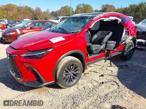 ✅ 2024 Lexus NX 350h Luxury • VIN: 2T2HKCEZ2RC018374 • Lot: 43607147. Wystawiony na IAAI z przebiegiem 19 978 mil. Bezpłatny archiwum sprzedaży aukcyjnych z USA i szczegółowy raport historii pojazdu na DreamBid. Zdjęcie 16.