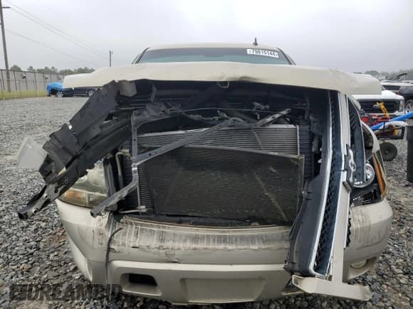 ✅ 2008 Chevrolet Suburban LTZ • VIN: 3GNFC16J38G244554 • Lot: 79815144. Wystawiony na Copart z przebiegiem 276 756 mil. Bezpłatny archiwum sprzedaży aukcyjnych z USA i szczegółowy raport historii pojazdu na DreamBid. Zdjęcie 5.