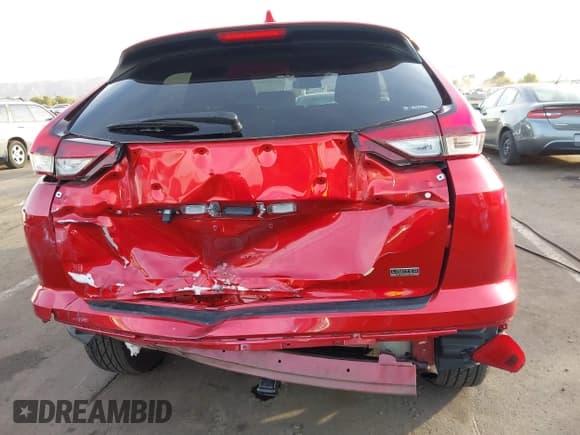 ✅ 2023 Mitsubishi Eclipse Cross LE • VIN: JA4ATVAA1PZ001674 • Лот: 41383553. Опубликован ранее на IAAI с пробегом 34 128 миль. Бесплатный доступ к архиву аукционных продаж из США и подробный отчёт об истории автомобиля на DreamBid. Изображение 6.