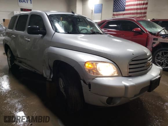 ✅ 2010 Chevrolet HHR LS • VIN: 3GNBAADB8AS501369 • Lot: 85535314. Listed on Copart with 115,754 mi. Free auction sales archive from the USA and detailed vehicle history report at DreamBid. Image 4.