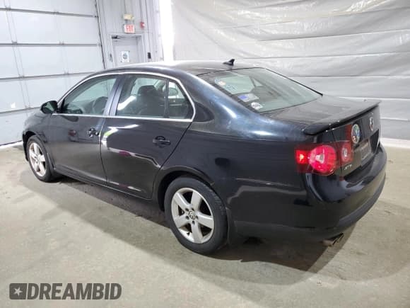 ✅ 2009 Volkswagen Jetta SE • VIN: 3VWRZ71K79M153844 • Lot: 67461725. Listed on Copart with 130,748 mi. Free auction sales archive from the USA and detailed vehicle history report at DreamBid. Image 2.
