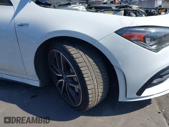 ✅ 2021 Mercedes-Benz CLA 35 AMG • VIN: W1K5J5BB2MN188727 • Lot: 41599354. Wystawiony na IAAI z przebiegiem 53 380 mil. Bezpłatny archiwum sprzedaży aukcyjnych z USA i szczegółowy raport historii pojazdu na DreamBid. Zdjęcie 6.