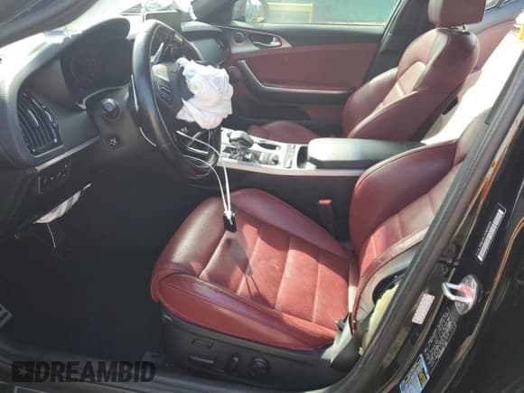 ✅ 2018 Kia Stinger GT2 • VIN: KNAE55LC1J6013555 • Lot: 84019815. Wystawiony na Copart z przebiegiem 46 871 mil. Bezpłatny archiwum sprzedaży aukcyjnych z USA i szczegółowy raport historii pojazdu na DreamBid. Zdjęcie 7.