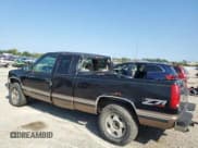 ✅ 1998 GMC Sierra 1500 • VIN: 2GTEK19R6W1553174 • Лот: 71101985. Опубликован ранее на Copart с пробегом 164 198 миль. Бесплатный доступ к архиву аукционных продаж из США и подробный отчёт об истории автомобиля на DreamBid. Изображение 2.