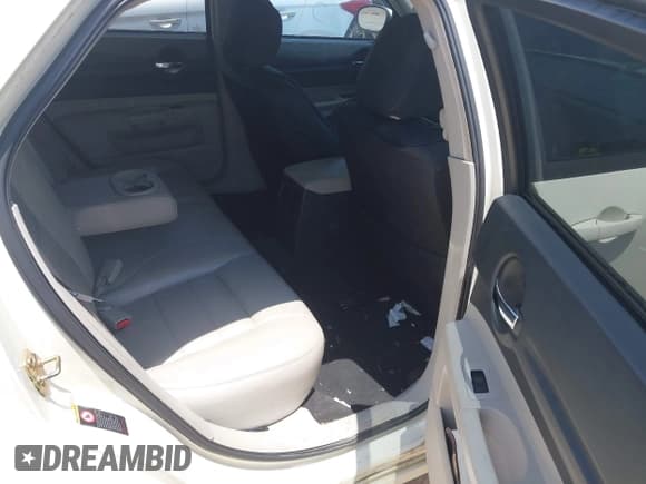 ✅ 2005 Dodge Magnum RT • VIN: 2D8GV58235H682377 • Lot: 42572363. Listed on IAAI with 186,682 mi. Free auction sales archive from the USA and detailed vehicle history report at DreamBid. Image 8.