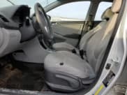 ✅ 2017 Hyundai Accent SE • VIN: KMHCT4AE3HU209951 • Лот: 80110514. Опубликован ранее на Copart с пробегом 109 489 миль. Бесплатный доступ к архиву аукционных продаж из США и подробный отчёт об истории автомобиля на DreamBid. Изображение 7.