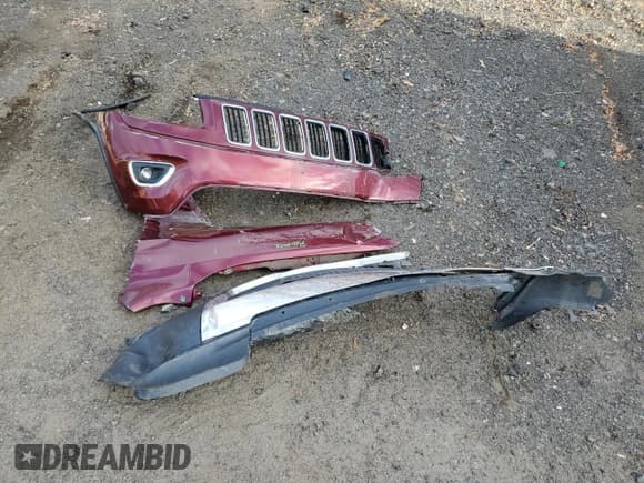 ✅ 2016 Jeep Grand Cherokee Limited • VIN: 1C4RJFBG5GC326788 • Lot: 92873225. Listed on Copart with 134,810 mi. Free auction sales archive from the USA and detailed vehicle history report at DreamBid. Image 13.