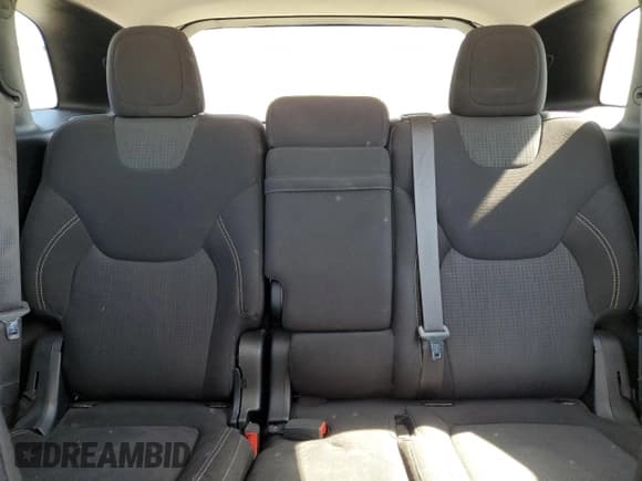 ✅ 2016 Jeep Cherokee Latitude • VIN: 1C4PJLCB9GW363723 • Lot: 82461115. Listed on Copart with 118,600 mi. Free auction sales archive from the USA and detailed vehicle history report at DreamBid. Image 10.