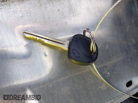 ✅ 2011 Hyundai Elantra GLS • VIN: 5NPDH4AE1BH055946 • Lot: 43684981. Listed on IAAI with 74,733 mi. Free auction sales archive from the USA and detailed vehicle history report at DreamBid. Image 11.