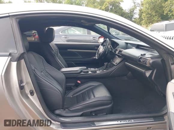 ✅ 2015 Lexus RC 350 F Sport • VIN: JTHSE5BC3F5003094 • Lot: 43314392. Listed on IAAI with 132,272 mi. Free auction sales archive from the USA and detailed vehicle history report at DreamBid. Image 5.