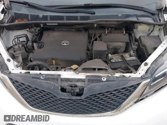 ✅ 2012 Toyota Sienna SE • VIN: 5TDXK3DC8CS276491 • Lot: 41107014. Listed on IAAI with 96,266 mi. Free auction sales archive from the USA and detailed vehicle history report at DreamBid. Image 10.