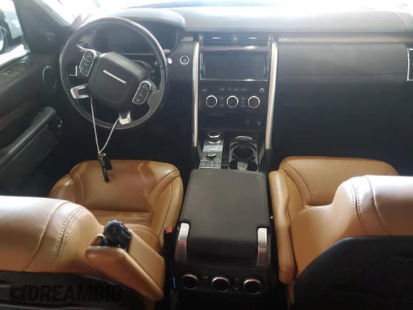 ✅ 2018 Land Rover Discovery HSE • VIN: SALRR2RK2JA048343 • Lot: 45361525. Wystawiony na Copart z przebiegiem 120 671 mil. Bezpłatny archiwum sprzedaży aukcyjnych z USA i szczegółowy raport historii pojazdu na DreamBid. Zdjęcie 8.