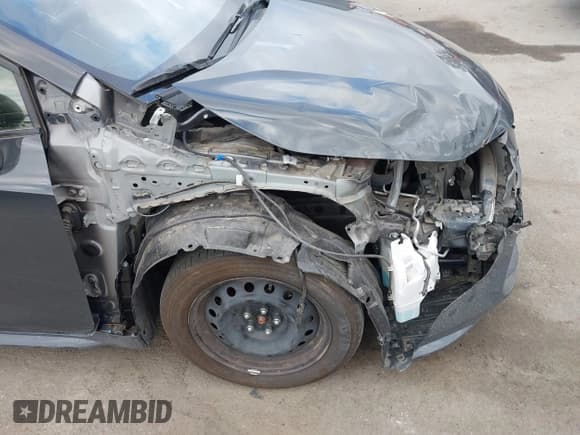 ✅ 2024 Toyota Corolla Hybrid SE • VIN: JTDBCMFE5R3046980 • Lot: 43406392. Listed on IAAI with 22,028 mi. Free auction sales archive from the USA and detailed vehicle history report at DreamBid. Image 19.