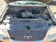 ✅ 2004 Ford Expedition Special Service • VIN: 1FMRU15W94LA01470 • Lot: 84609355. Wystawiony na Copart z przebiegiem 190 178 mil. Bezpłatny archiwum sprzedaży aukcyjnych z USA i szczegółowy raport historii pojazdu na DreamBid. Zdjęcie 12.