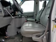✅ 2011 Ford Econoline Passenger XL • VIN: 1FBNE3BL4BDA01801 • Lot: 54545815. Wystawiony na Copart z przebiegiem 903 440 mil. Bezpłatny archiwum sprzedaży aukcyjnych z USA i szczegółowy raport historii pojazdu na DreamBid. Zdjęcie 7.