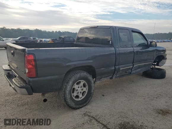 ✅ 2003 Chevrolet Silverado 1500 LS • VIN: 2GCEC19T131141071 • Лот: 73576834. Опубликован ранее на Copart с пробегом 151 058 миль. Бесплатный доступ к архиву аукционных продаж из США и подробный отчёт об истории автомобиля на DreamBid. Изображение 3.