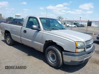 2004 Chevrolet Silverado 1500 z VIN 1GCEC14T44Z315053, wystawiony jako IAAI lot #42557998 z przebiegiem 130 016 mil mil oraz . Historia ofert i sprzedaży dostępna na DreamBid. Obrazek 1.