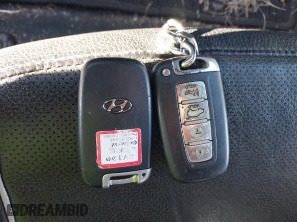 ✅ 2013 Hyundai Veloster Turbo • VIN: KMHTC6AE5DU100526 • Lot: 43467776. Listed on IAAI with 129,760 mi. Free auction sales archive from the USA and detailed vehicle history report at DreamBid. Image 11.