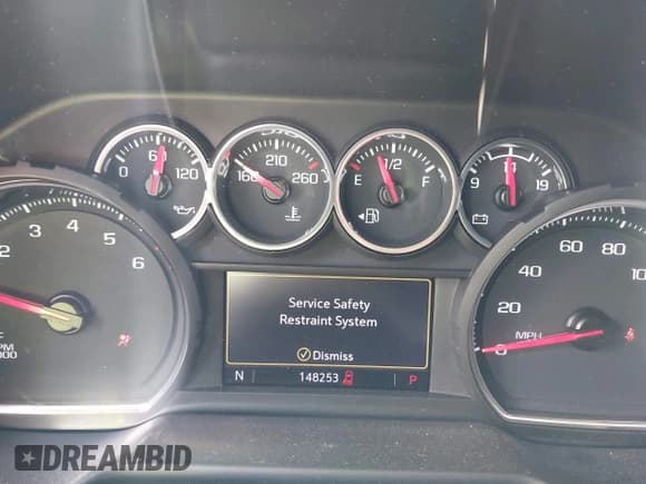 ✅ 2023 Chevrolet Suburban LS • VIN: 1GNSCBKD2PR245004 • Lot: 43312979. Wystawiony na IAAI z przebiegiem 148 253 mil. Bezpłatny archiwum sprzedaży aukcyjnych z USA i szczegółowy raport historii pojazdu na DreamBid. Zdjęcie 7.