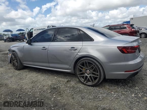 ✅ 2018 Audi A4 Premium • VIN: WAUKMAF42JN020037 • Lot: 82235605. Listed on Copart with 105,162 mi. Free auction sales archive from the USA and detailed vehicle history report at DreamBid. Image 2.