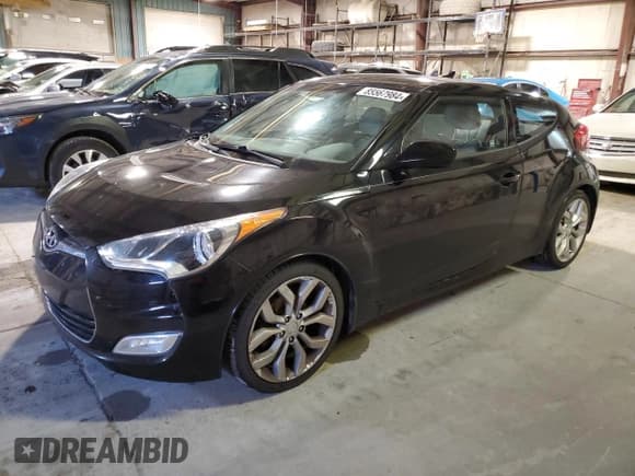 ✅ 2013 Hyundai Veloster w/Gray Int • VIN: KMHTC6AD3DU126128 • Lot: 85567984. Wystawiony na Copart z przebiegiem 70 231 mil. Bezpłatny archiwum sprzedaży aukcyjnych z USA i szczegółowy raport historii pojazdu na DreamBid. Zdjęcie 1.