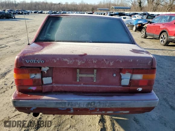 ✅ 1995 Volvo 850 • VIN: YV1LS5513S2179724 • Лот: 85616544. Опубликован ранее на Copart с пробегом 188 876 миль. Бесплатный доступ к архиву аукционных продаж из США и подробный отчёт об истории автомобиля на DreamBid. Изображение 6.