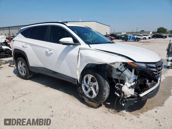 2023 Hyundai Tucson SEL z VIN 5NMJBCAE1PH259102, wystawiony jako Copart lot #71931035 z przebiegiem 50 181 mil mil oraz Czysty tytuł • Clean title. Historia ofert i sprzedaży dostępna na DreamBid. Obrazek 4.