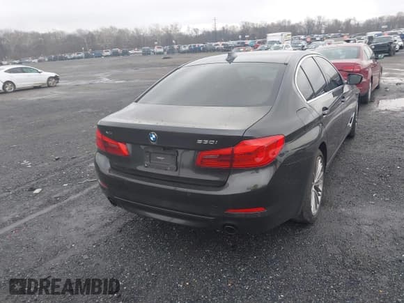 ✅ 2017 BMW 5 Series 530i xDrive • VIN: WBAJA7C31HWA69949 • Lot: 43801581. Listed on IAAI with 90,614 mi. Free auction sales archive from the USA and detailed vehicle history report at DreamBid. Image 16.