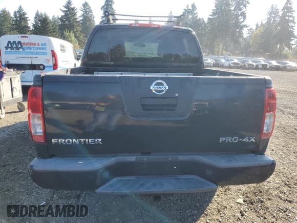 ✅ 2010 Nissan Frontier Pro-4X • VIN: 1N6AD0EV6AC431677 • Lot: 81781165. Listed on Copart with 147,473 mi. Free auction sales archive from the USA and detailed vehicle history report at DreamBid. Image 6.