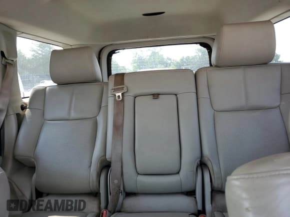 ✅ 2006 Jeep Commander Limited • VIN: 1J8HG58N26C302532 • Lot: 59671125. Wystawiony na Copart z przebiegiem 155 835 mil. Bezpłatny archiwum sprzedaży aukcyjnych z USA i szczegółowy raport historii pojazdu na DreamBid. Zdjęcie 10.