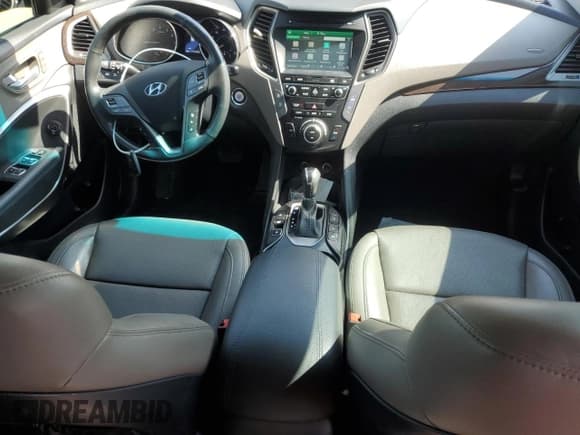 ✅ 2017 Hyundai Santa Fe Ultimate • VIN: 5XYZW4LA8HG401688 • Лот: 53872964. Опубликован ранее на Copart с пробегом 117 274 миль. Бесплатный доступ к архиву аукционных продаж из США и подробный отчёт об истории автомобиля на DreamBid. Изображение 8.