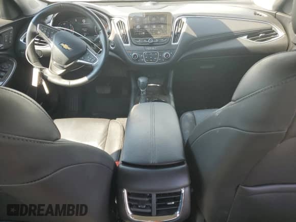 2024 Chevrolet Malibu LT z VIN 1G1ZE5ST8RF212208, wystawiony jako Copart lot #65523255 z przebiegiem 33 618 mil mil oraz Czysty tytuł • Clean title. Historia ofert i sprzedaży dostępna na DreamBid. Obrazek 8.