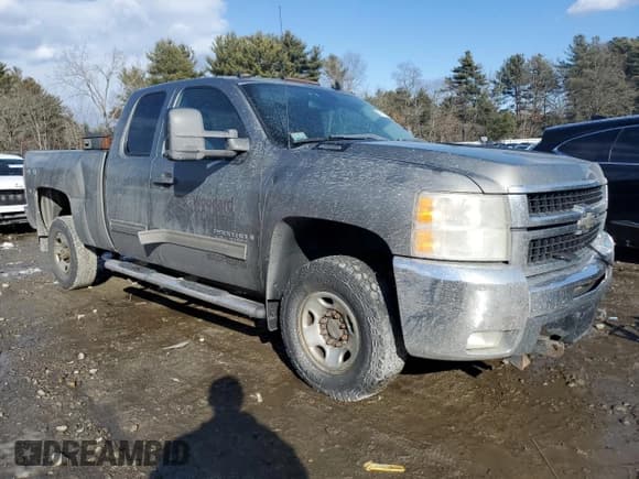 ✅ 2009 Chevrolet Silverado 2500HD LT • VIN: 1GCHK59K19E128732 • Лот: 43116715. Опубликован ранее на Copart с пробегом 182 502 миль. Бесплатный доступ к архиву аукционных продаж из США и подробный отчёт об истории автомобиля на DreamBid. Изображение 4.