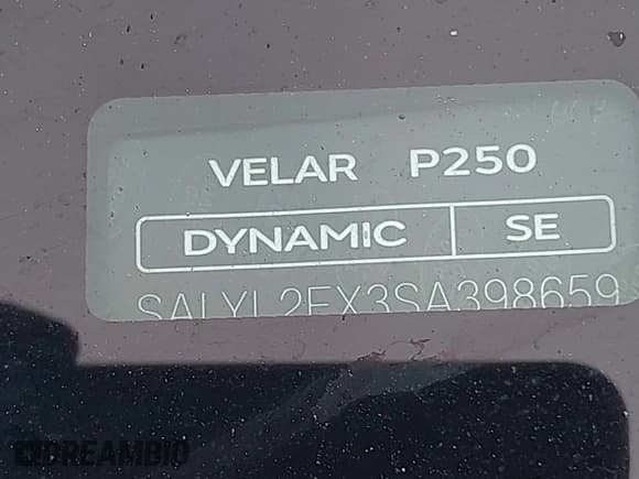 ✅ 2025 Land Rover Range Rover Velar Dynamic SE • VIN: SALYL2EX3SA398659 • Lot: 41335449. Listed on IAAI with 14,875 mi. Free auction sales archive from the USA and detailed vehicle history report at DreamBid. Image 9.