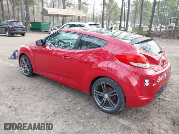 ✅ 2012 Hyundai Veloster w/Gray Int • VIN: KMHTC6AD3CU022866 • Lot: 41847285. Wystawiony na IAAI z przebiegiem 199 487 mil. Bezpłatny archiwum sprzedaży aukcyjnych z USA i szczegółowy raport historii pojazdu na DreamBid. Zdjęcie 3.