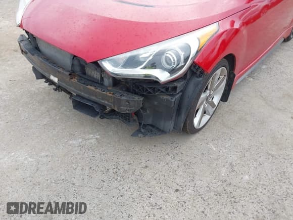 ✅ 2013 Hyundai Veloster Turbo • VIN: KMHTC6AE6DU118825 • Lot: 42751415. Wystawiony na IAAI z przebiegiem 74 097 mil. Bezpłatny archiwum sprzedaży aukcyjnych z USA i szczegółowy raport historii pojazdu na DreamBid. Zdjęcie 14.