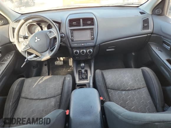 ✅ 2021 Mitsubishi Outlander ES • VIN: JA4APUAU0MU004566 • Lot: 85418605. Listed on Copart with 115,653 mi. Free auction sales archive from the USA and detailed vehicle history report at DreamBid. Image 8.