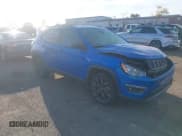 ✅ 2021 Jeep Compass 80th Anniversary • VIN: 3C4NJDEB5MT525214 • Lot: 43354610. Wystawiony na IAAI z przebiegiem 41 434 mil. Bezpłatny archiwum sprzedaży aukcyjnych z USA i szczegółowy raport historii pojazdu na DreamBid. Zdjęcie 1.